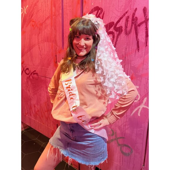 Topshop Denim Skirt Raw Hem Medium Wash Mini Size 6 - Picture 6 of 6